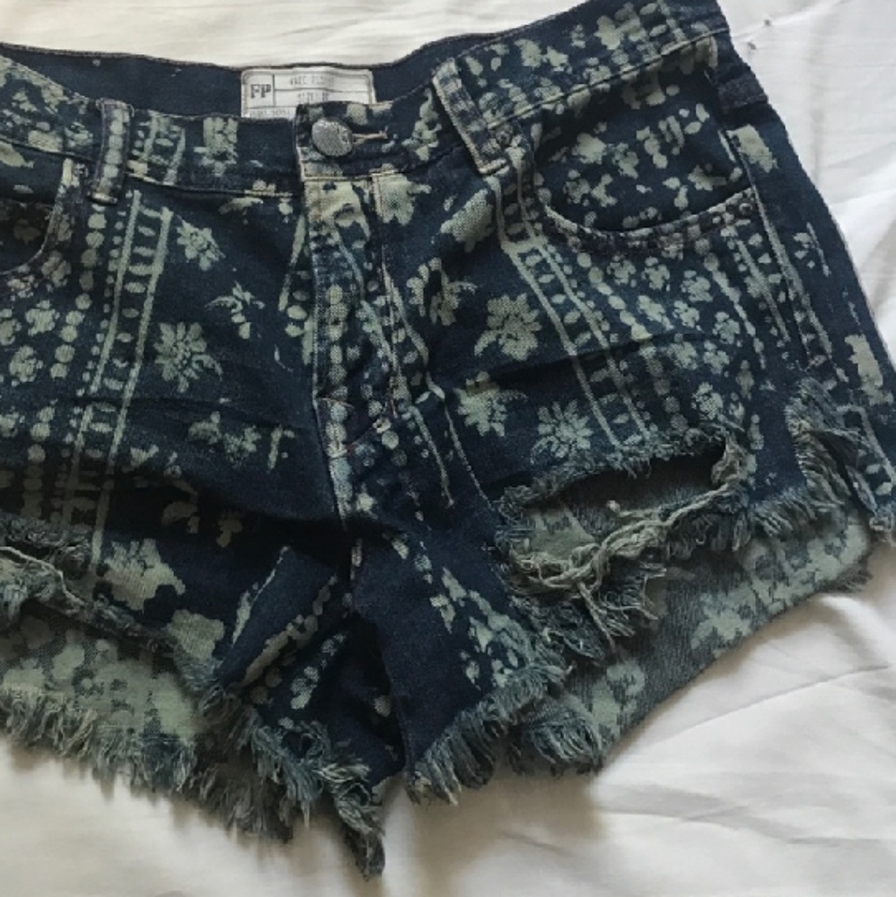 Free People NWOT denim shorts